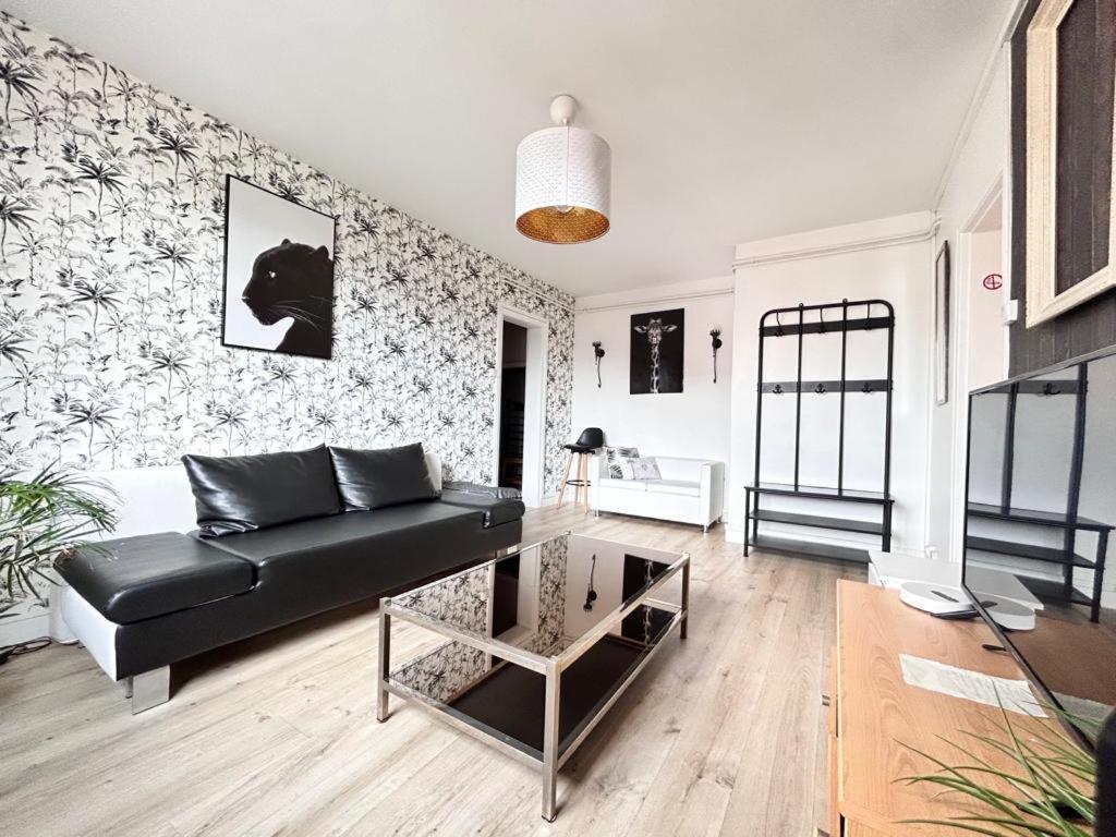 Tour D'Auvergne - Appartements En Plein Centre Ville, Proche De La Cathedrale Et De La Place De Jaude Клермон-Ферран Экстерьер фото